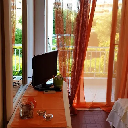 Family House In Gerakini Hébergement de vacances Kalyves Polygyrou