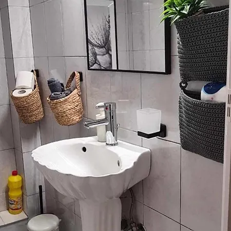 Family House In Gerakini Hébergement de vacances *