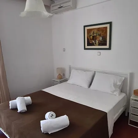 Hébergement de vacances Family House In Gerakini Kalyves Polygyrou