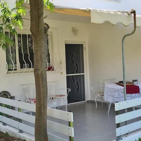Family House In Gerakini Дом отдыха Kalyves Polygyrou