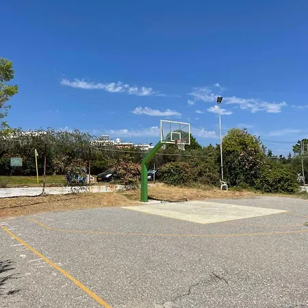 Дом отдыха Family House In Gerakini *