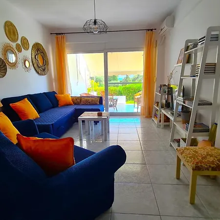 Hébergement de vacances Family House In Gerakini Kalyves Polygyrou