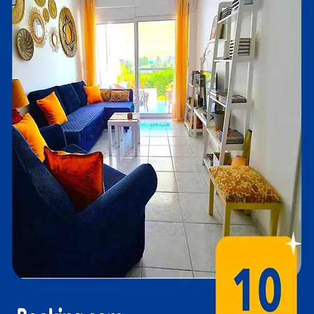 Family House In Gerakini Дом отдыха