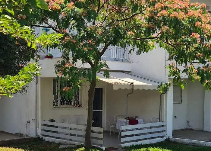 度假居 Family House In Gerakini
