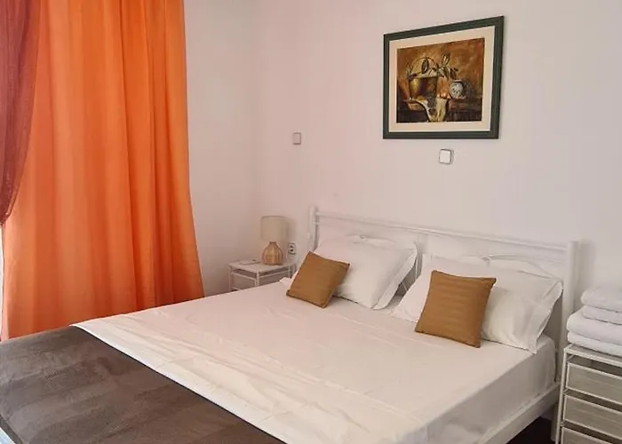 Family House In Gerakini Nyaraló *