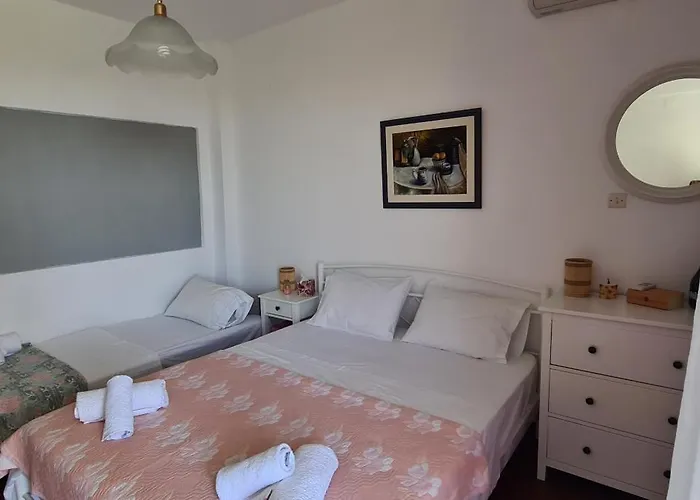 Family House In Gerakini Kalyves Polygyrou