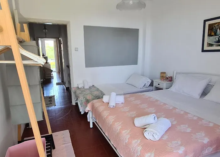 Family House In Gerakini Nyaraló *